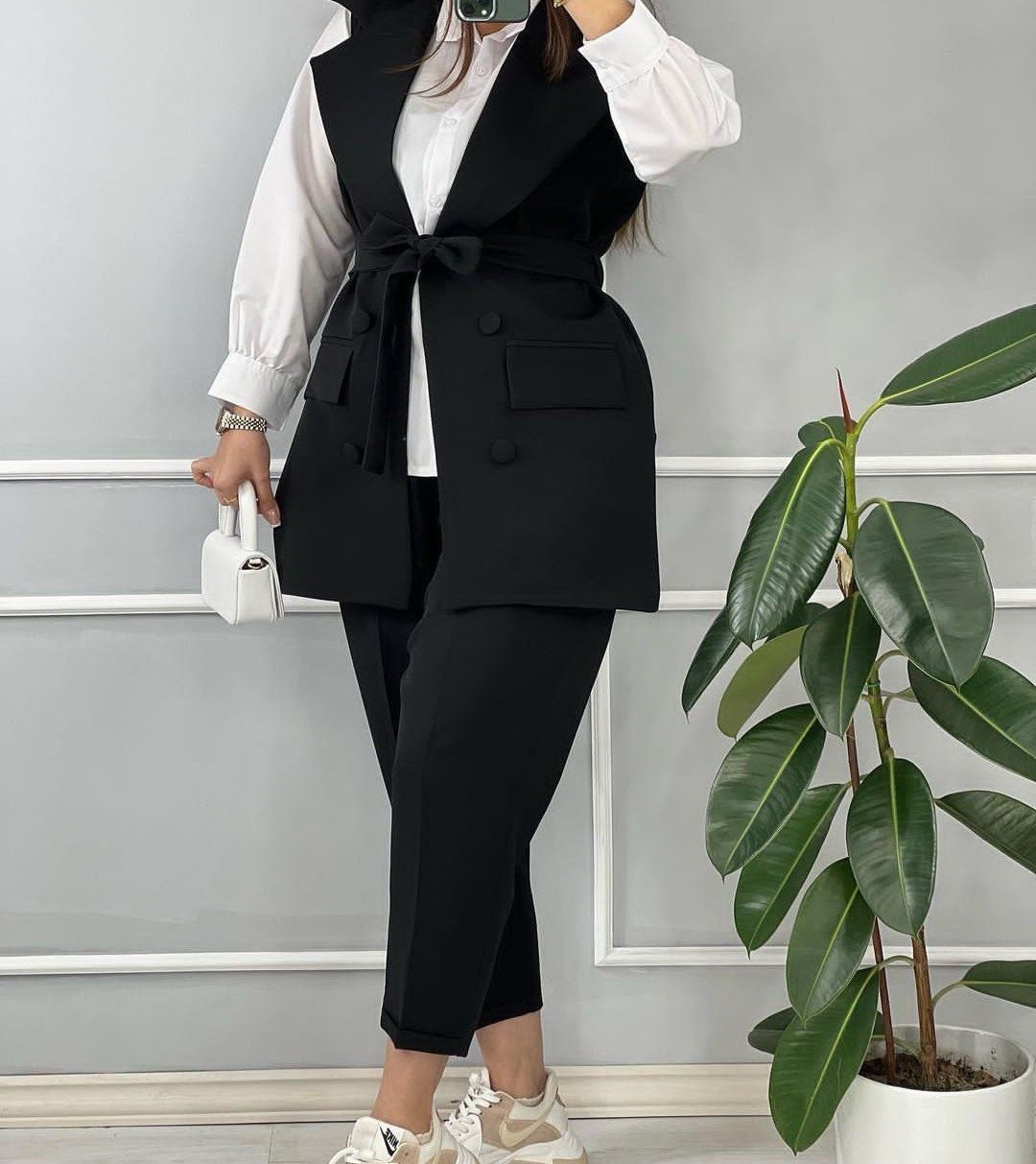 ست سه تیکه مازراتی باتنخوری شیک