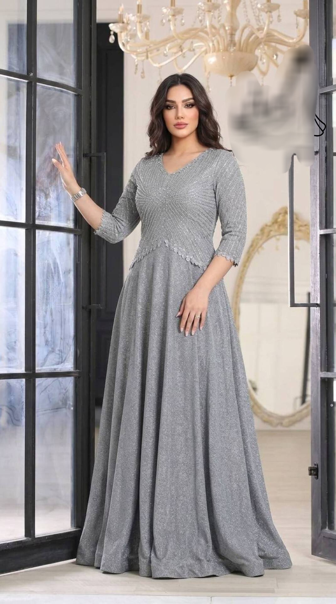 پیراهن مجلسی پایین نواری دوزی شده (عودت دارد)