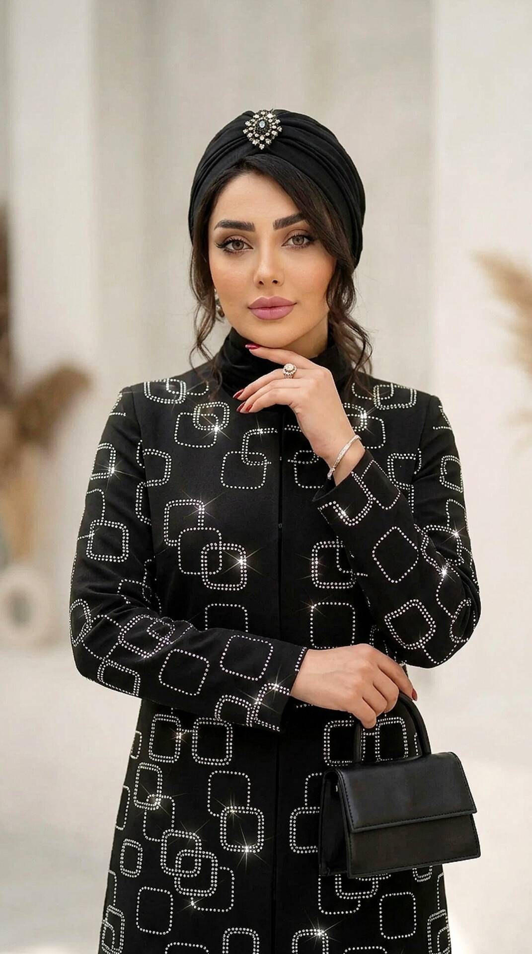 کت و شلوار مجلسی نگینی بسیارباکیفیت و تنخورفوق العاده