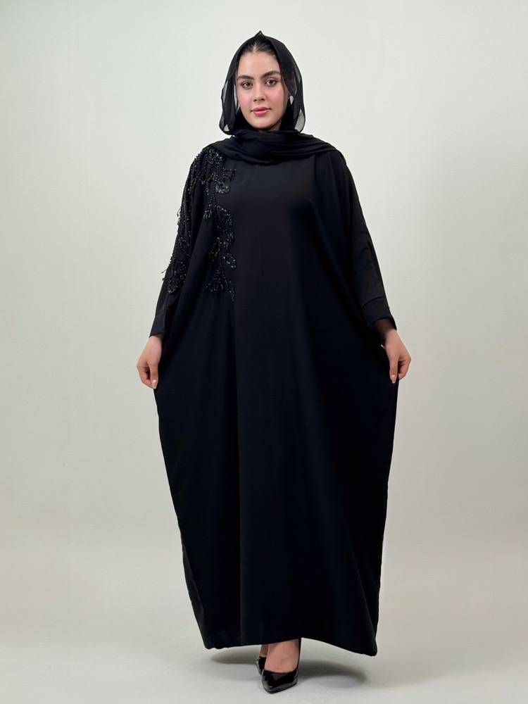 مانتو عبایی دست دوزی شده شیک و زیبا با تنخوری جذاب