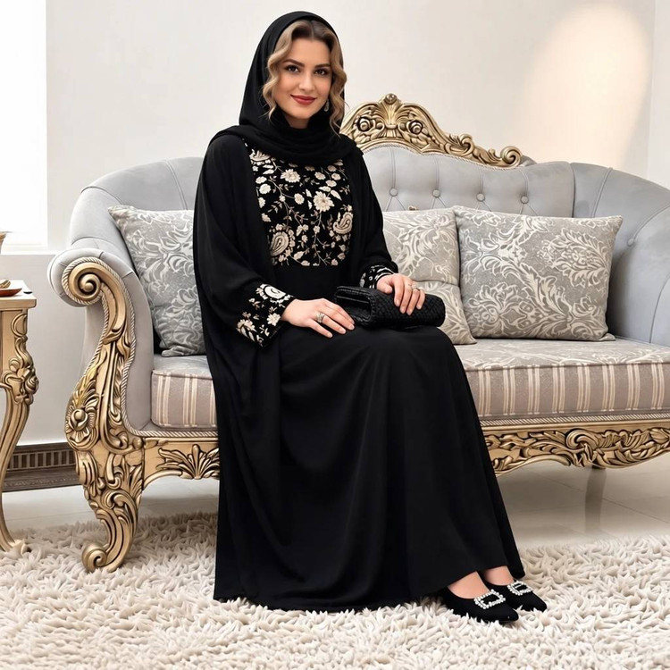 عبا سوزن دوزی شده بلند و پرطرفدار با تنخوری جذاب