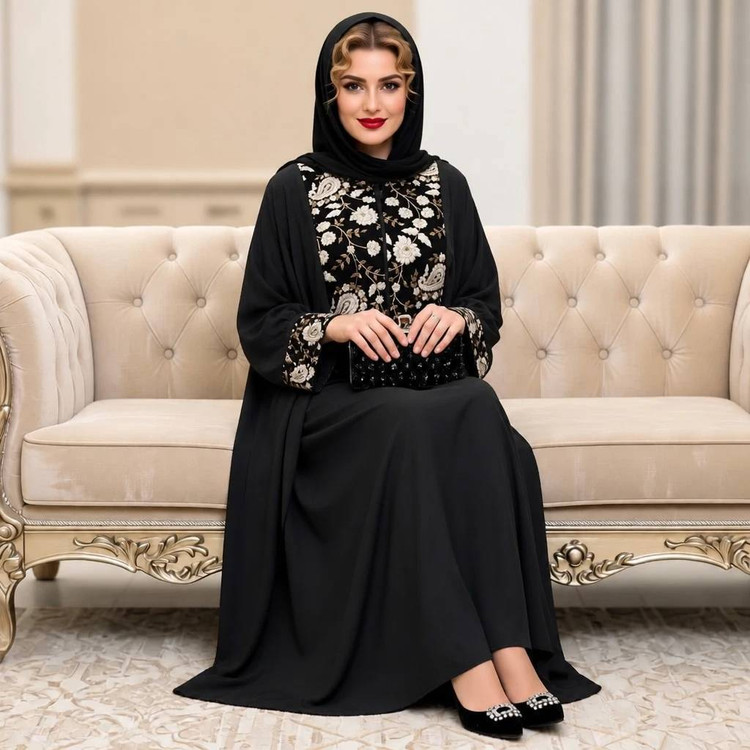 عبا سوزن دوزی شده بلند و پرطرفدار با تنخوری جذاب