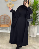 عبایی بلند و زیبا پرطرفدار با تنخوری شیک