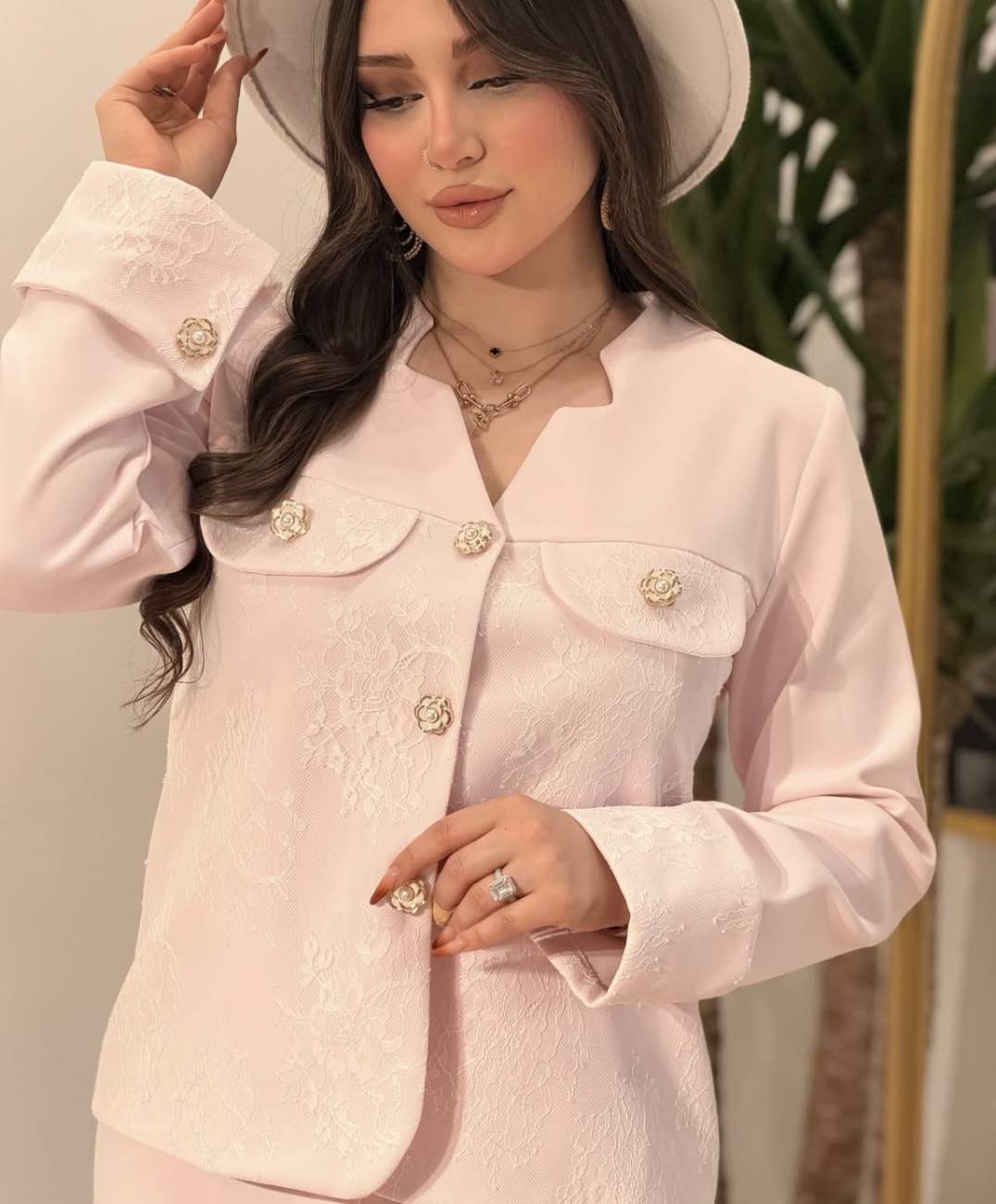 کت وشلوار دانتل مجلسی زنانه ودخترانه جنس کرپ اندونزی