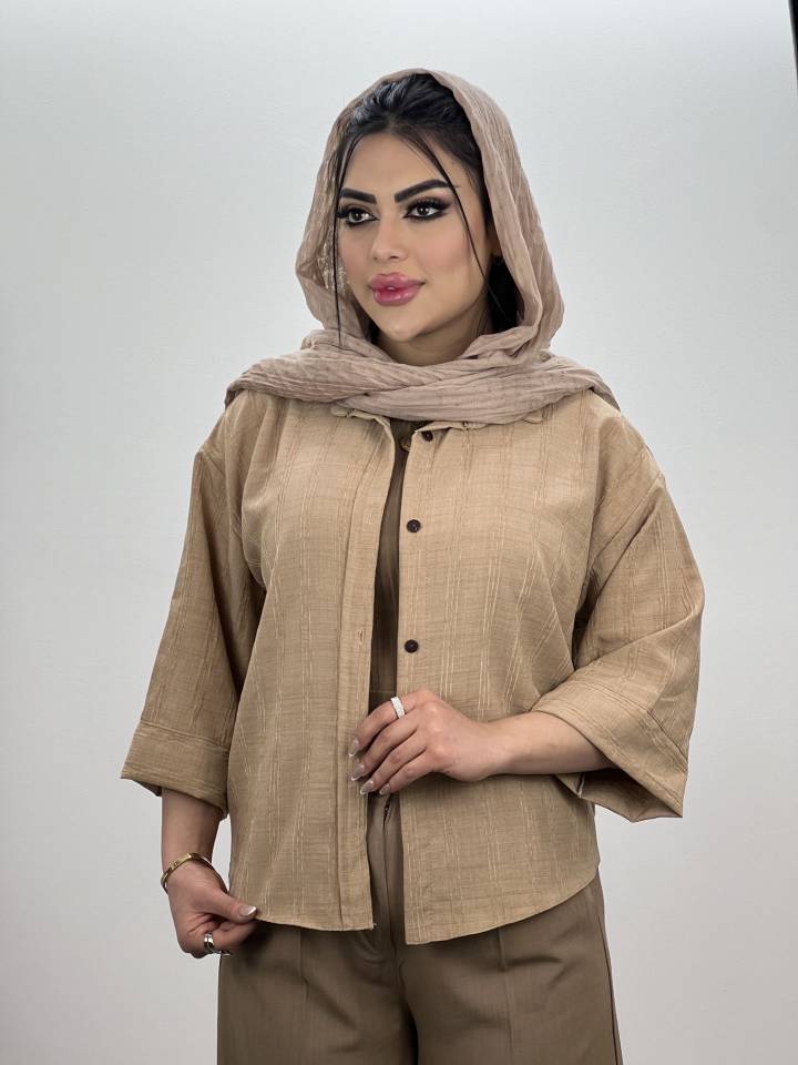 شومیز مانتویی خنک و سبک و پرطرفدار با تنخوری جذاب